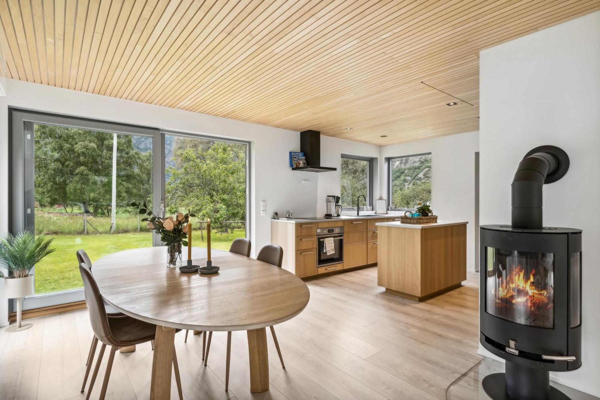 Jordeplegarden Holiday Home - Part Of A Farm - Two Buildings - Close To Flam Lærdalsøyri 외부 사진