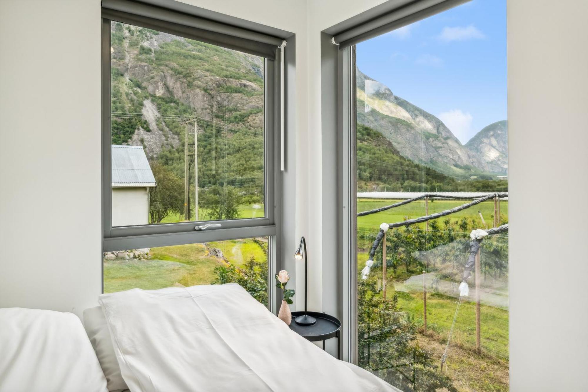 Jordeplegarden Holiday Home - Part Of A Farm - Two Buildings - Close To Flam Lærdalsøyri 외부 사진