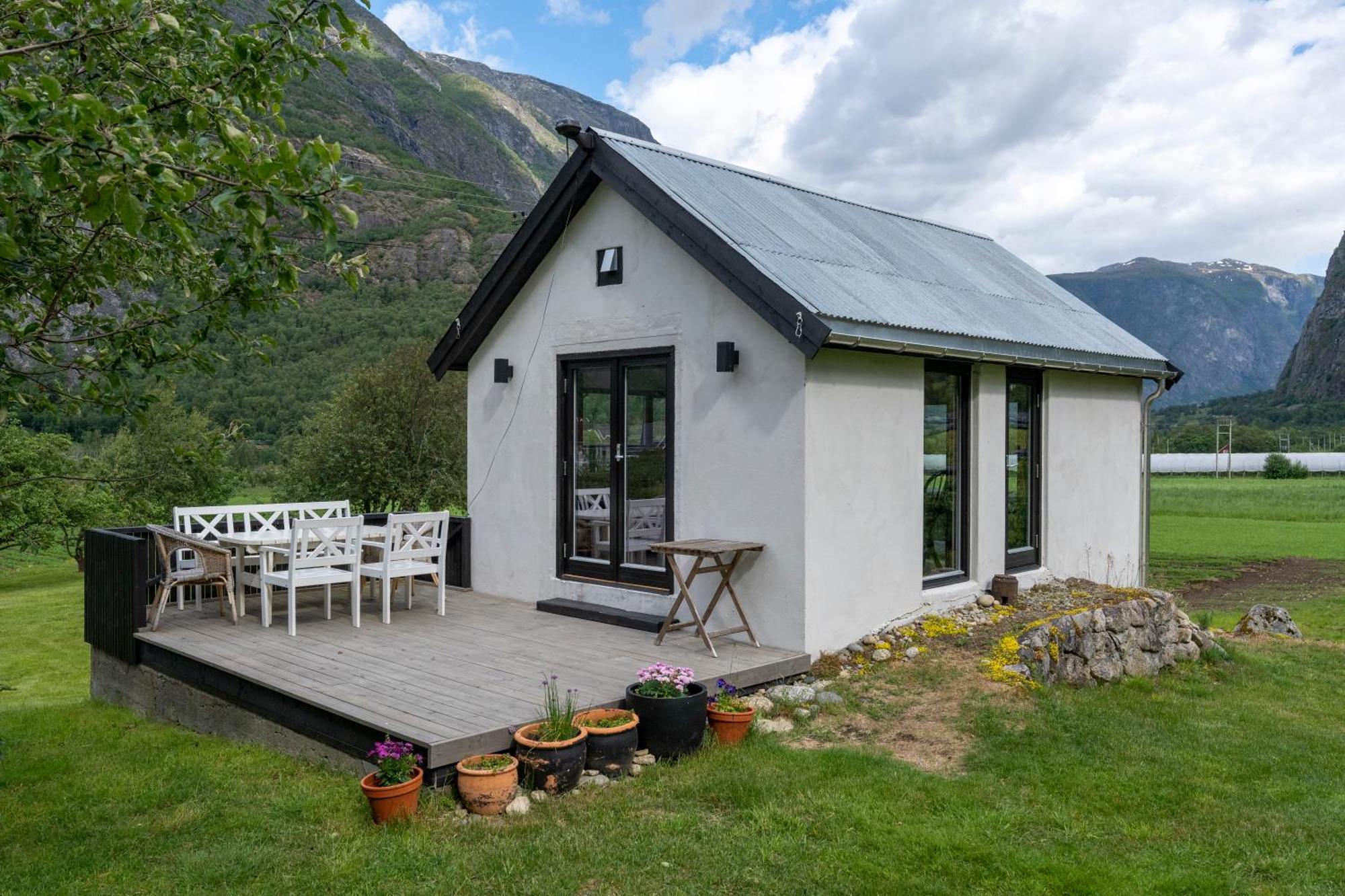 Jordeplegarden Holiday Home - Part Of A Farm - Two Buildings - Close To Flam Lærdalsøyri 외부 사진