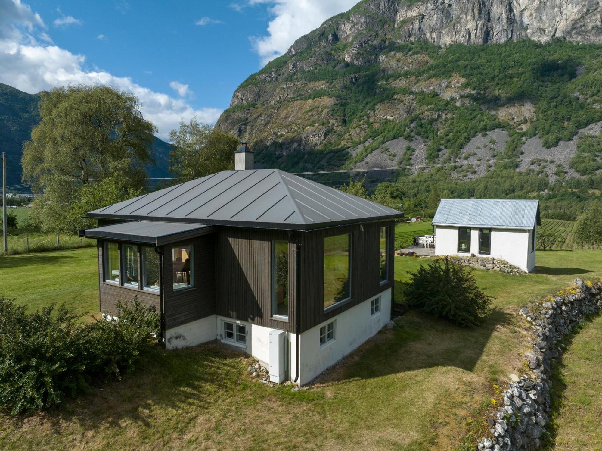 Jordeplegarden Holiday Home - Part Of A Farm - Two Buildings - Close To Flam Lærdalsøyri 외부 사진